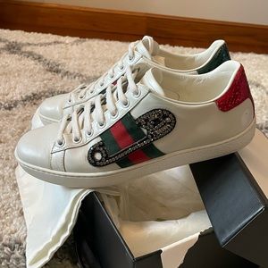 Gucci sneakers, fits size 38 , 38,5 , box and dust bag included